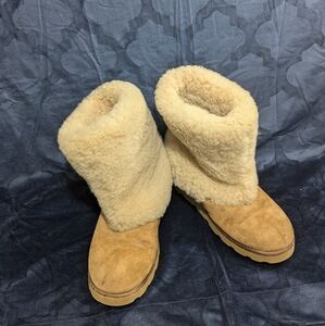 Ugg Maylin S/N 3220 Chestnut Suede Shearling Women's US Size 9 Boots